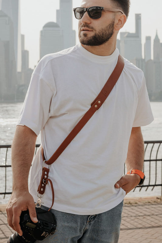 Einzelner Kameragurt, hellbraun