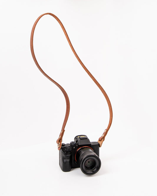 Minimalistischer Kameragurt, hellbraun